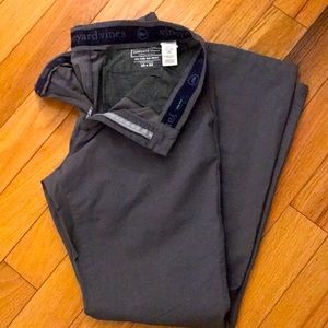 Vineyard Vines On The Go.Pants . great for the in look 33x32